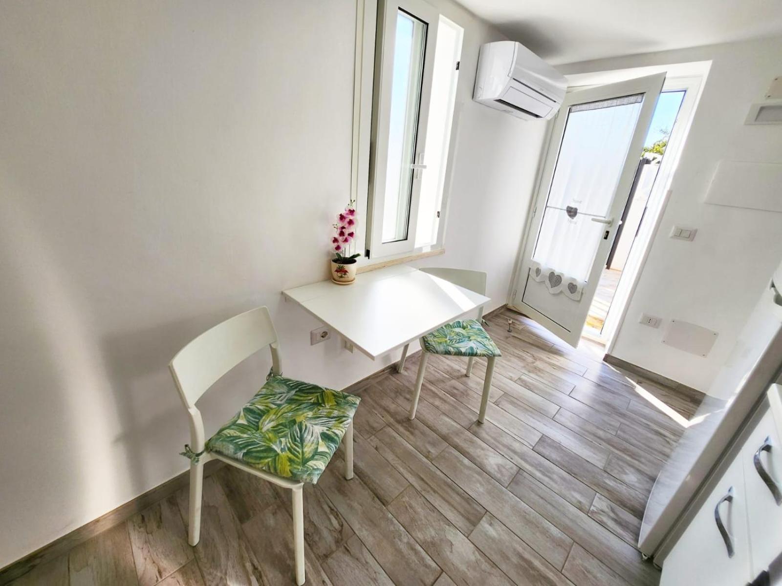 Casa Al Mare Orchidea - Motoparking - Wifi Free - Ac Cala Gonone Exterior foto